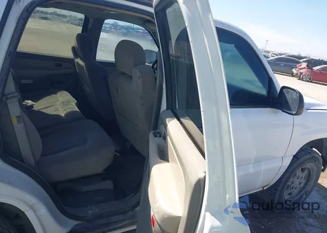 2001 Chevrolet Tahoe Ls z USA, uszkodzony, nr VIN 1GNEK13T31R213718